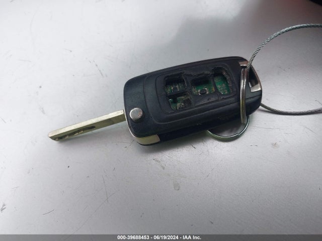 Chevrolet Sonic Lt Auto 2014 1G1JC6SHXE4233829 Image 11