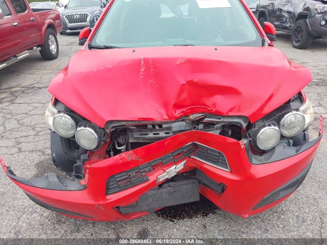 Chevrolet Sonic Lt Auto 2014 1G1JC6SHXE4233829 Image 6