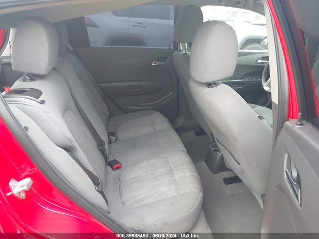 Chevrolet Sonic Lt Auto 2014 1G1JC6SHXE4233829 Image 8