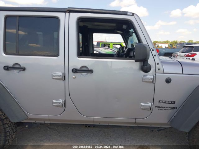 1C4BJWDG4JL890213 Jeep Wrangler Jk Unlimited Sport S 4x4
