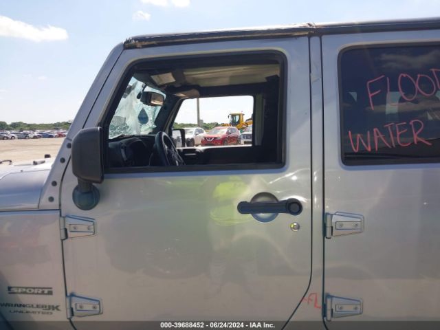 1C4BJWDG4JL890213 Jeep Wrangler Jk Unlimited Sport S 4x4