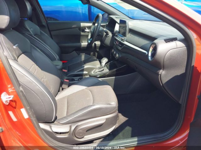 3KPF34AD3ME303474 KIA Forte Gt-line
