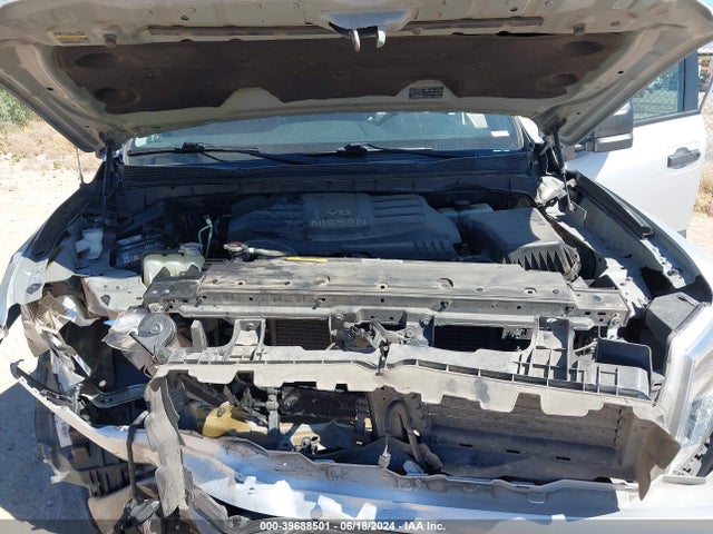 Nissan Titan Pro-4x 2018 1N6AA1E57JN502162 Image 10