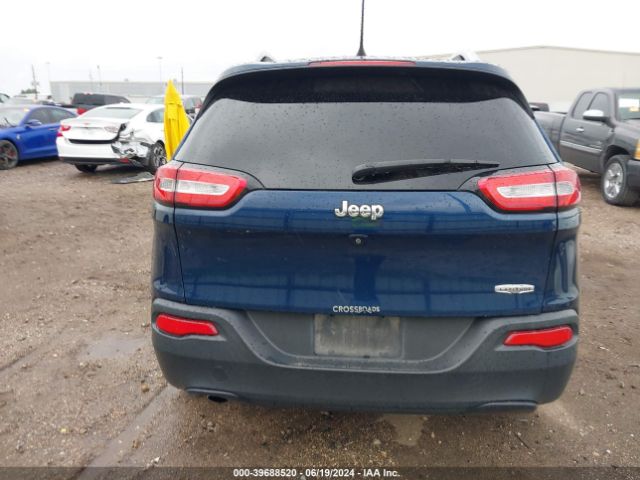 1C4PJLCB2JD566567 Jeep Cherokee Latitude