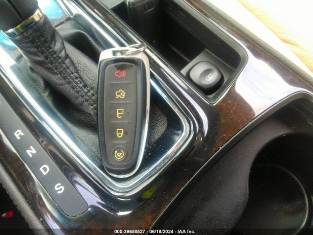 1LNHL9DK7EG608103 Lincoln MKS