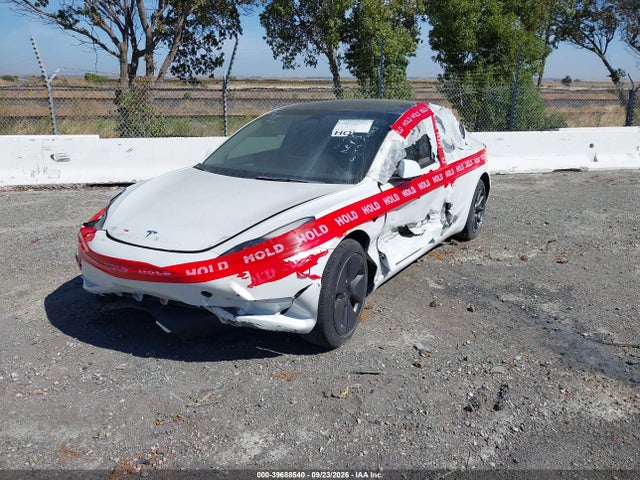 39688540 :رقم المزاد ، 5YJ3E1EB3NF345949 vin ، 2022 Tesla Model 3 Long Range Dual Motor All-wheel Drive مزاد بيع