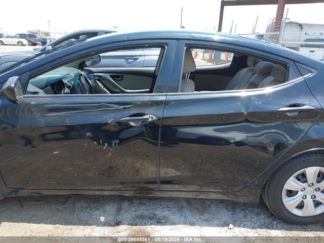Hyundai ELANTRA SE 2016 5NPDH4AE5GH789013 Image 13