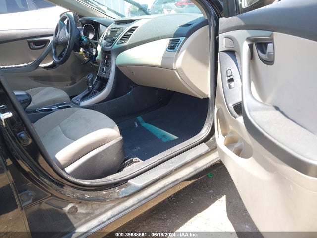 Hyundai ELANTRA SE 2016 5NPDH4AE5GH789013 Image 5
