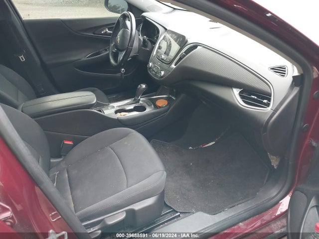 Продажа на аукционе авто 2016 Chevrolet Malibu 1lt, vin: 1G1ZE5ST3GF321303, номер лота: 39688591