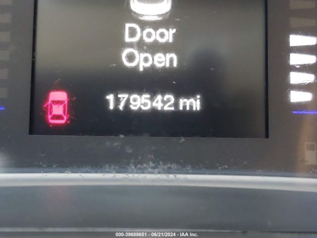 1C3CCCAB0FN724955 Chrysler 200 Limited