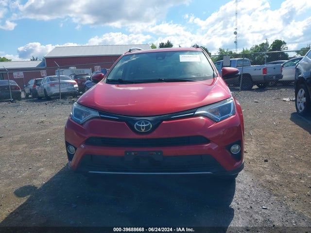 Toyota Rav4 Xle 2017 JTMRFREV9HJ135210 Image 12