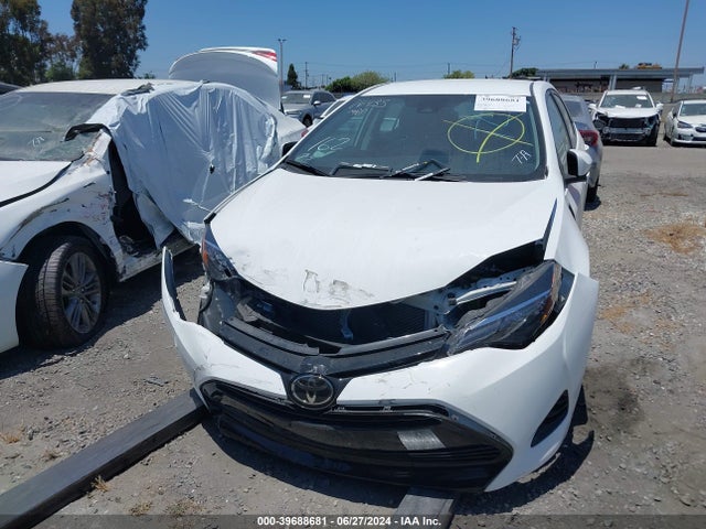 Toyota COROLLA L 2017 5YFBURHE8HP655557 Image 13