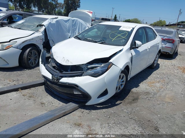 Toyota COROLLA L 2017 5YFBURHE8HP655557 Image 2