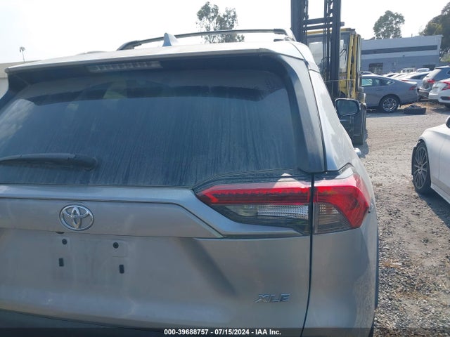 Toyota Rav4 Xle 2021 2T3W1RFV0MC087383 Image 17