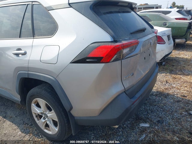 Toyota Rav4 Xle 2021 2T3W1RFV0MC087383 Image 3