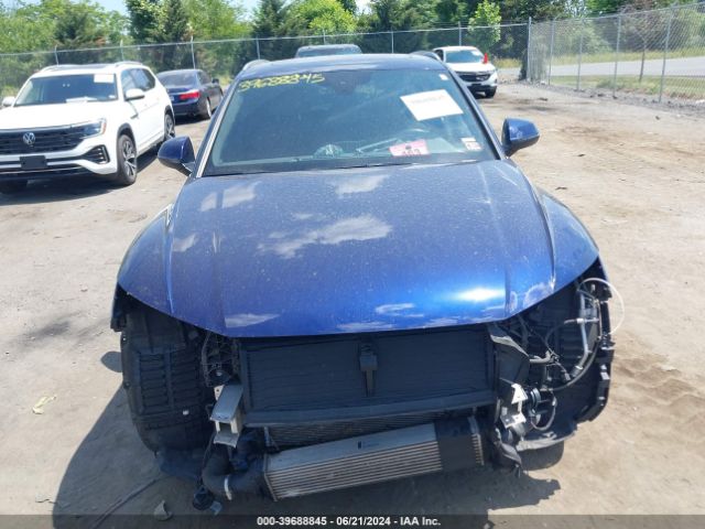 WA1BNAFY3J2118427 Audi Q5 2.0t Premium/2.0t Tech Premium