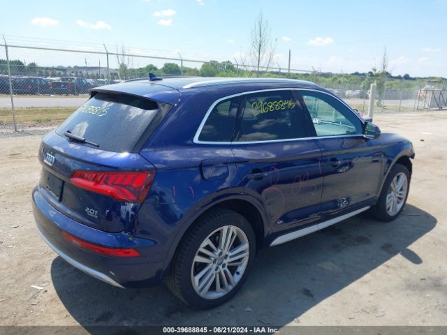 WA1BNAFY3J2118427 Audi Q5 2.0t Premium/2.0t Tech Premium