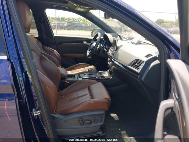 WA1BNAFY3J2118427 Audi Q5 2.0t Premium/2.0t Tech Premium