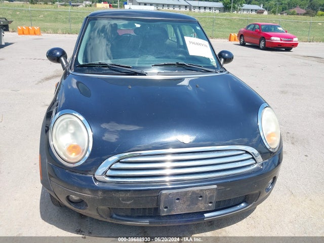 2007 MINI COOPER WMWMF33577TL68058 Photo 5