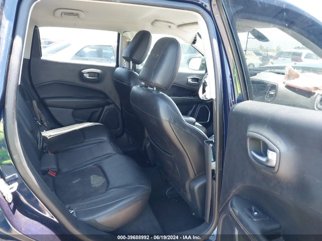 3C4NJCBB5JT376779 Jeep Compass Latitude Fwd