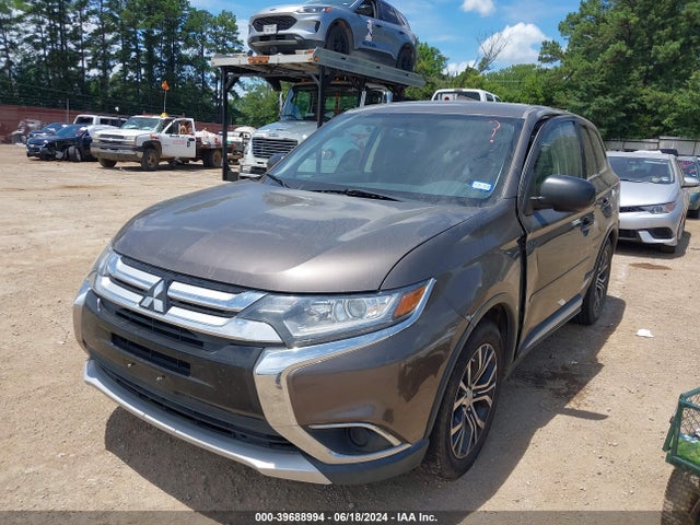 JA4AD2A35GZ046758 Mitsubishi Outlander Es