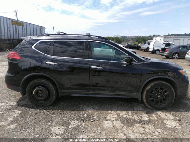 Nissan ROGUE SV 2018 5N1AT2MV9JC750151 Image 13