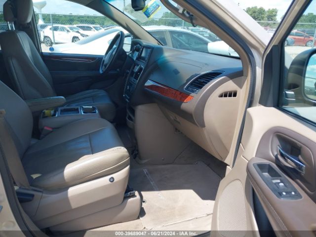 2C4RC1BG8ER438437 Chrysler Town & Country Touring