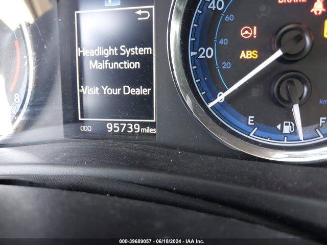Toyota Corolla Xse 2018 5YFBURHE1JP750967 Image 15