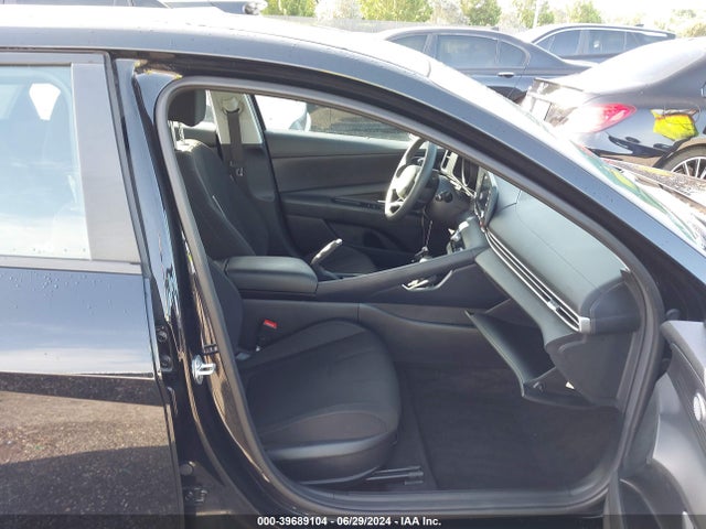 Hyundai ELANTRA SEL 2022 5NPLM4AG5NH082984 Image 5