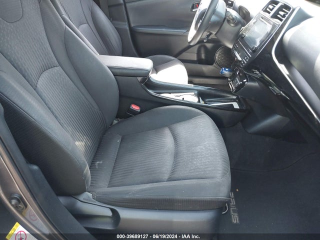JTDKARFU5G3514441 Toyota Prius Three