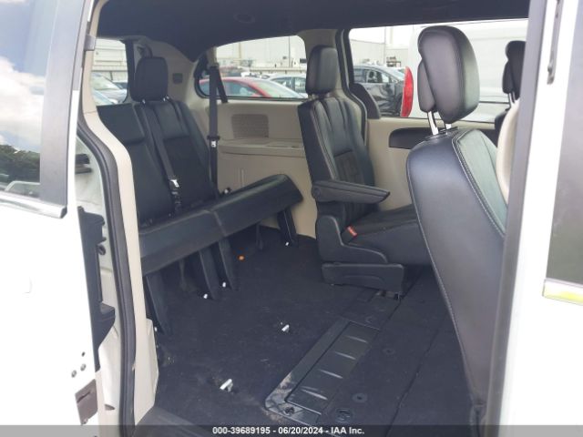 2C4RDGCG8KR771909 Dodge Grand Caravan Sxt