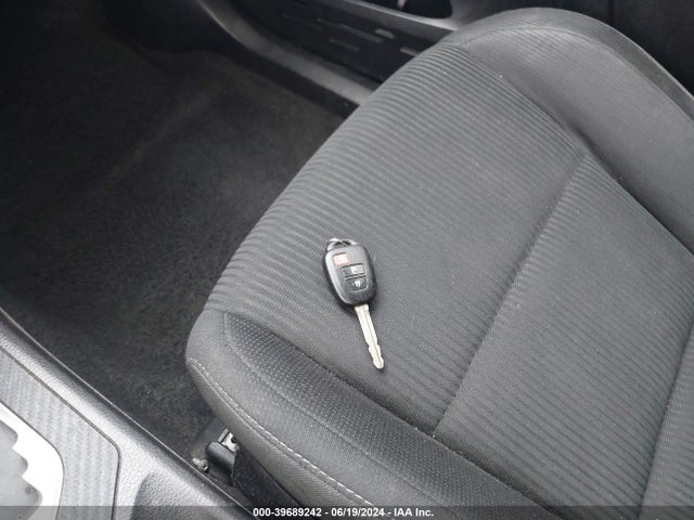 Toyota Rav4 Xle 2015 2T3WFREV2FW180586 Image 11