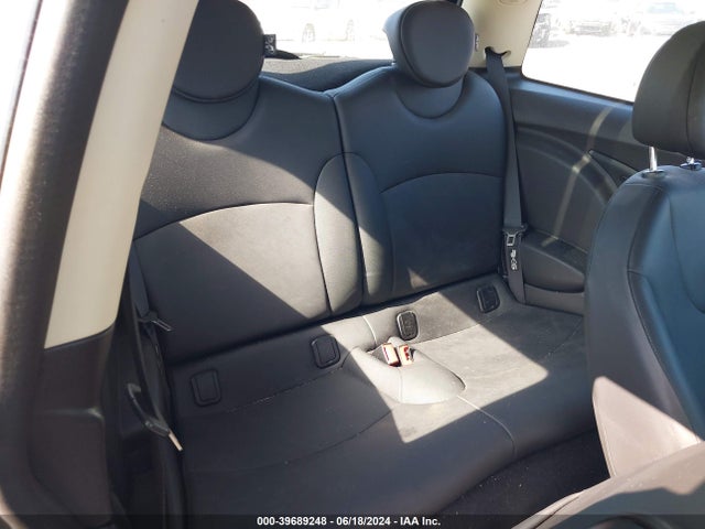 2011 MINI COOPER WMWSU3C58BT098358 Photo 7
