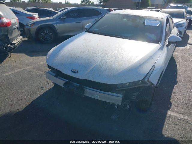 5XXG14J22MG018586 KIA K5 LXS