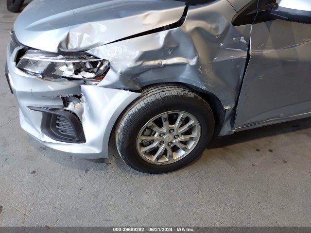 2017 Chevrolet Sonic Lt Auto მანქანა იყიდება აუქციონზე, vin: 1G1JD5SG8H4164920, აუქციონის ნომერი: 39689292