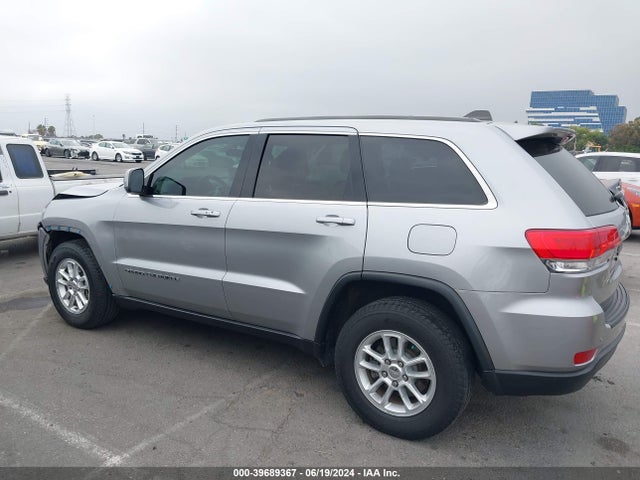 1C4RJEAG5KC543438 Jeep Grand Cherokee Laredo 4x2