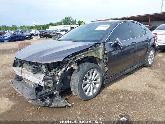 Toyota CAMRY LE 2019 4T1B11HK5KU845922 Image 2