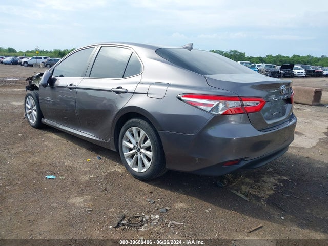 Toyota CAMRY LE 2019 4T1B11HK5KU845922 Image 3