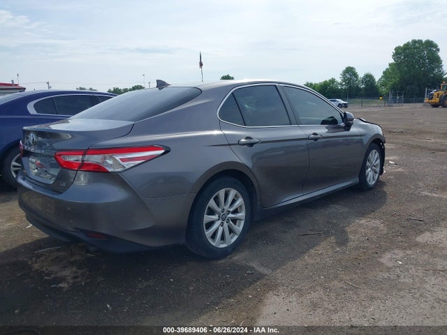 Toyota CAMRY LE 2019 4T1B11HK5KU845922 Image 4