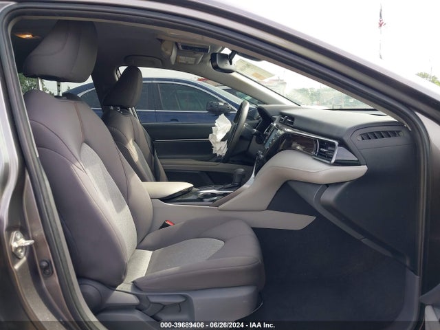 Toyota CAMRY LE 2019 4T1B11HK5KU845922 Image 5
