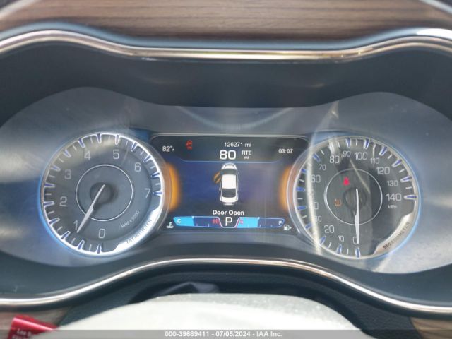 1C3CCCCG1FN646016 Chrysler 200 C