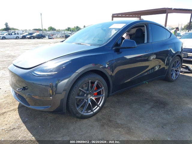 7SAYGDEF3RF068328 Tesla Model Y Performance Dual Motor All-wheel Drive