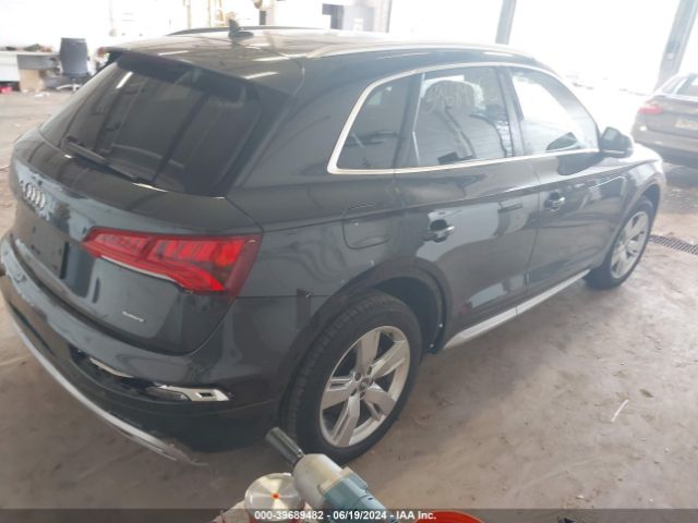 WA1BNAFY3K2105677 Audi Q5 45 Premium
