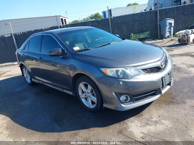 Toyota CAMRY SE 2014 4T1BF1FK3EU847435 головне зображення