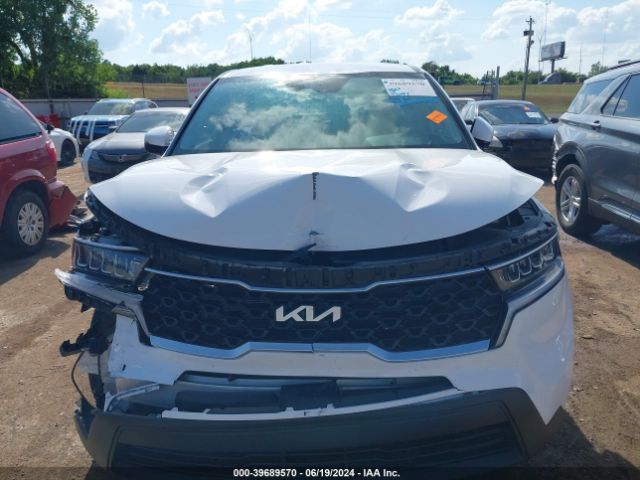 5XYRG4LC2NG086798 KIA SORENTO LX