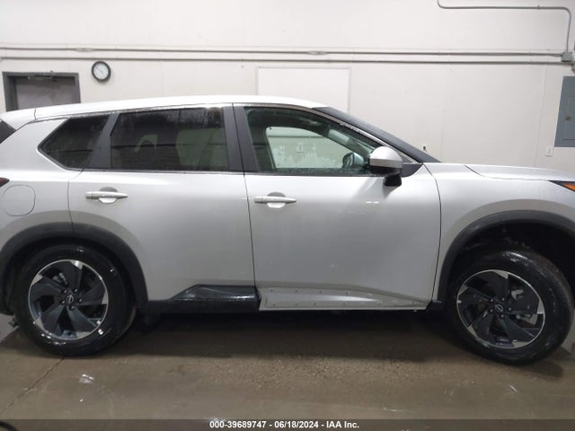 Nissan Rogue Sv Intelligent Awd 2024 5N1BT3BBXRC706402 Image 13