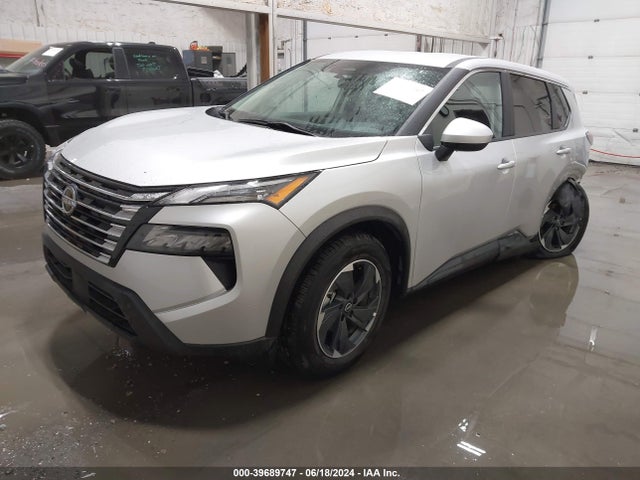 Nissan Rogue Sv Intelligent Awd 2024 5N1BT3BBXRC706402 Image 2