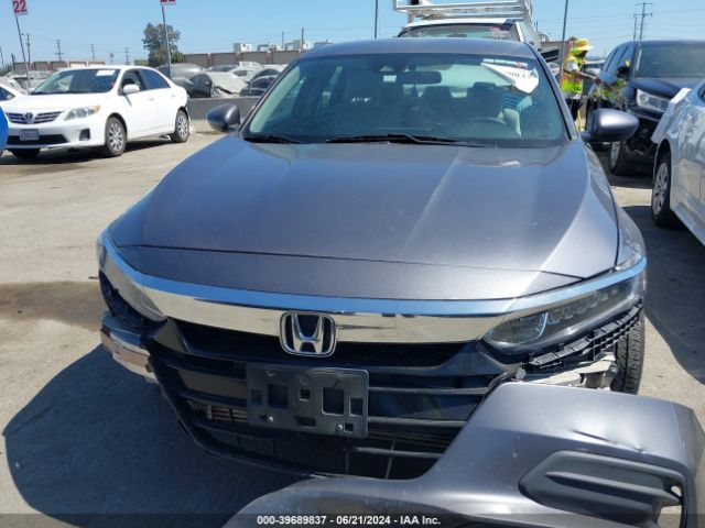 1HGCV1F17JA100615 Honda ACCORD LX