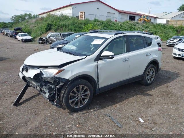 Toyota Rav4 Limited 2018 JTMDFREV5JJ185215 Image 2