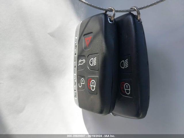 2017 JAGUAR F-PACE SADCK2BN5HA097072 Photo 10